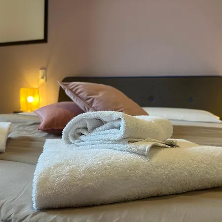 Feel - Terrace Penthouse